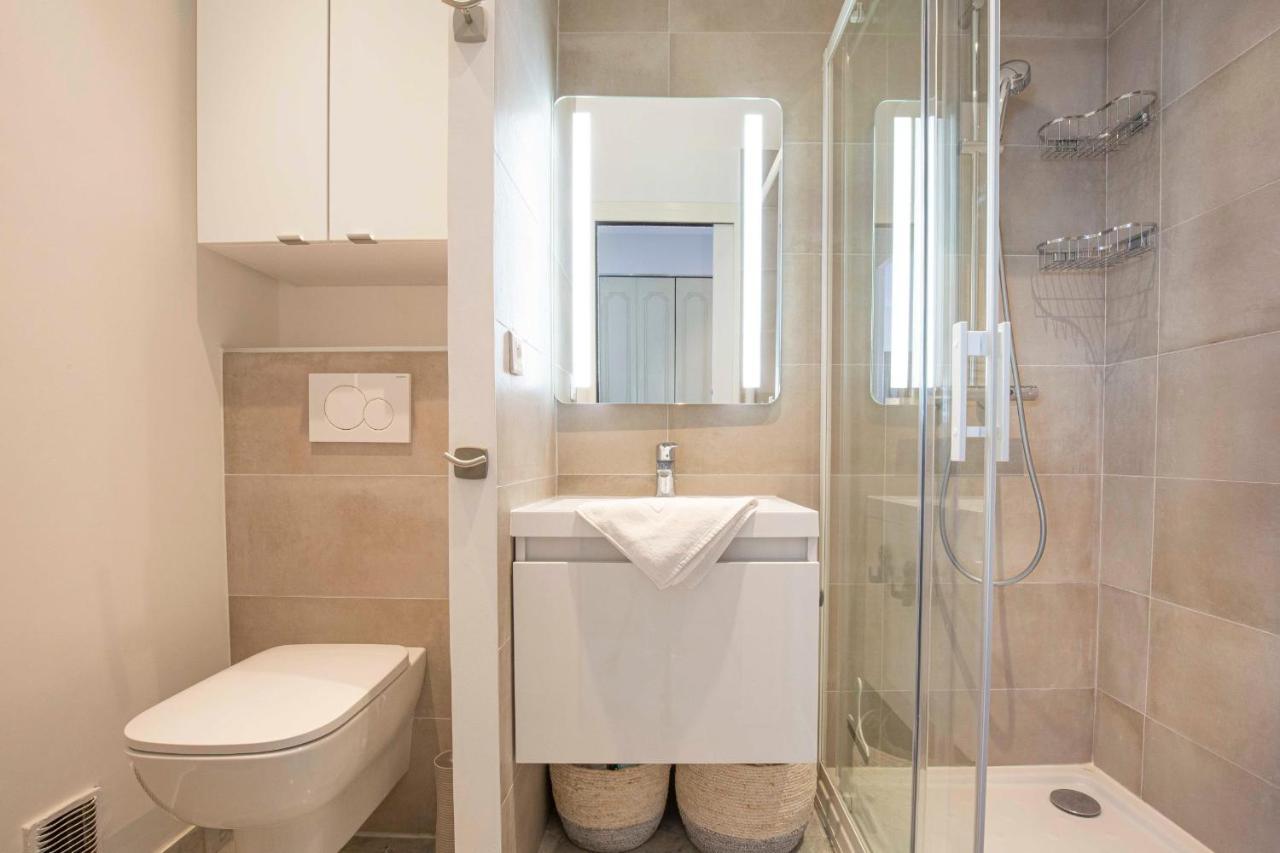 Chez J-P - 100M Beach 2-4Pers Terrace Sea View Pool Garage Antibes Eksteriør bilde